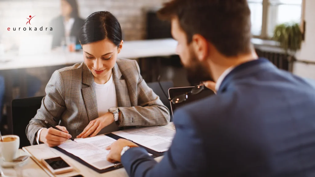 Employment relationship - everything you need to know 3 Employment relationship