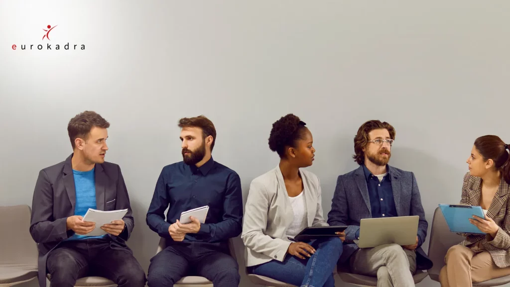 Die Rolle der Arbeitsagenturen auf dem Arbeitsmarkt 2 Die Rolle der Arbeitsagenturen auf dem Arbeitsmarkt