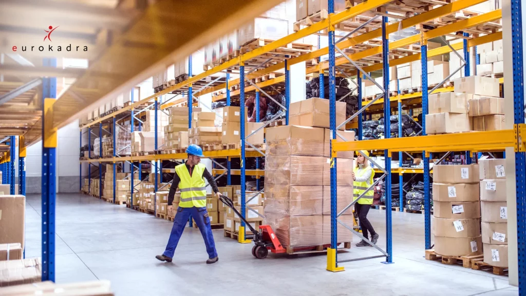 Як знайти легальну роботу в Польщі 